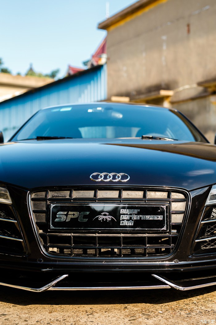 路西斯之星奥迪r8,奥迪r8帝王