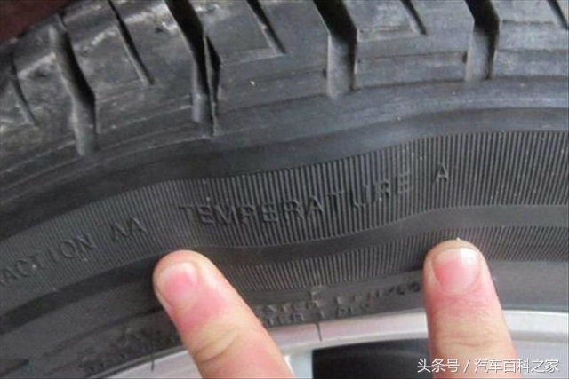 轮胎为什么会鼓包动态图,鼓包轮胎还能用吗