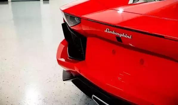 汽车镀膜镀晶封釉打蜡车衣的区别,打蜡封釉镀膜镀晶到底有什么区别