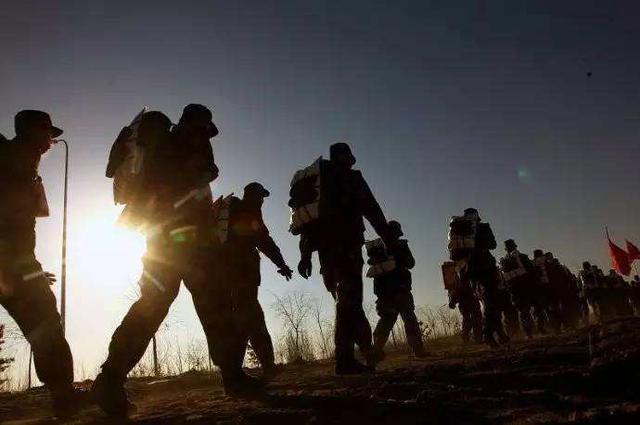 军训餐前训导词,军训免训怎么弄