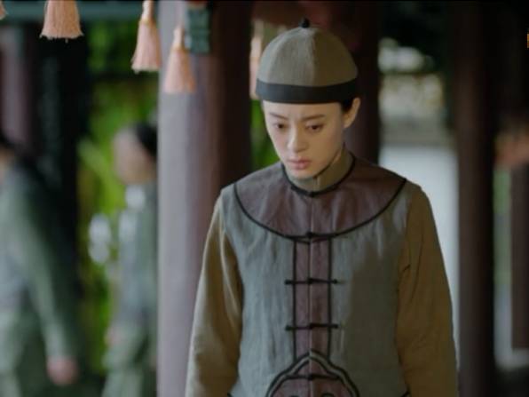 剧情已过半，主角领盒饭，反套路不断，《那年花开》的脑洞忒厉害