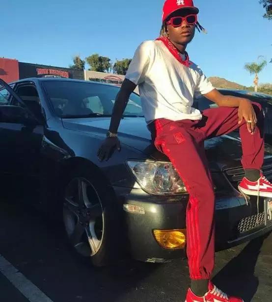 yeezy网红洞洞鞋,yeezysuperstar鞋