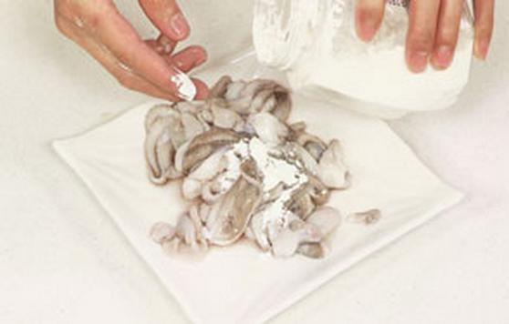 脆爽墨鱼仔的做法,墨鱼仔怎么做不辣又好吃