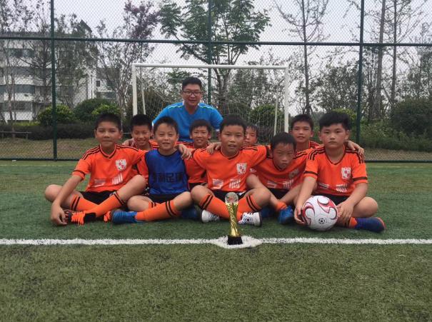 少年强则中国强少年富则中国富,少年强则中国强青年强