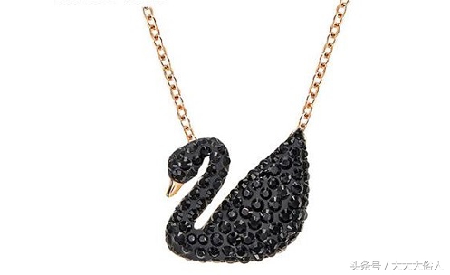 性价比高的女士项链吊坠品牌,女士喜欢的项链品牌