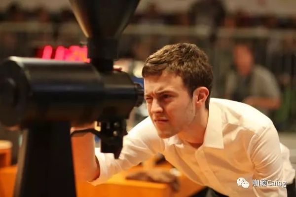 如果没有他能读完大学吗,如果没有他你的生活会更好吗