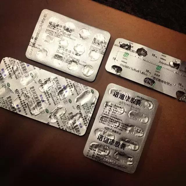 旅游自拍杆攻略,旅游必带自拍杆