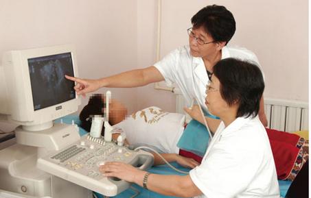 孕妈阵痛难忍,孕妈肚子阵痛难忍