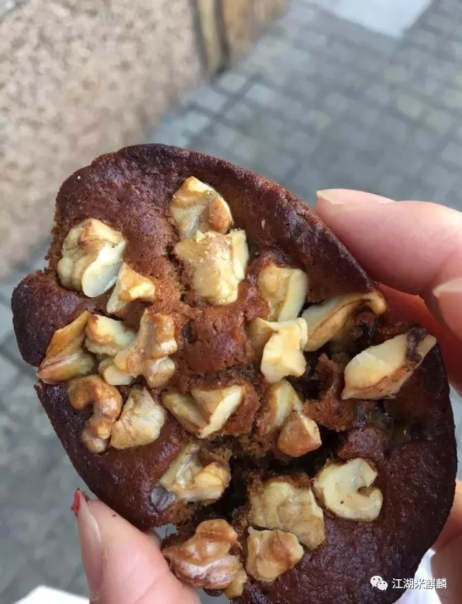 青岛吃海鲜攻略靠海边的地方,每年来青岛吃海鲜必去的地方