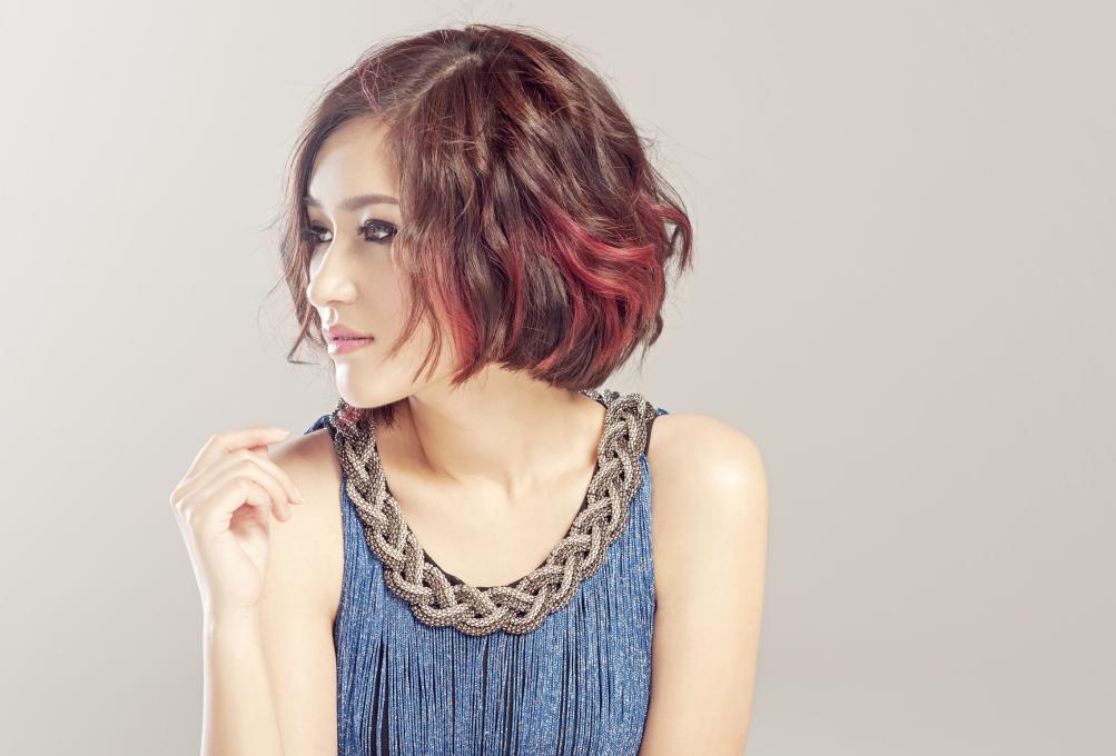 今天，又火了一首情歌，1000000000人设为手机铃声，欧姐《骗我》