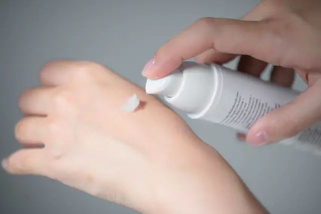 以前的街和现在的街,以前的街