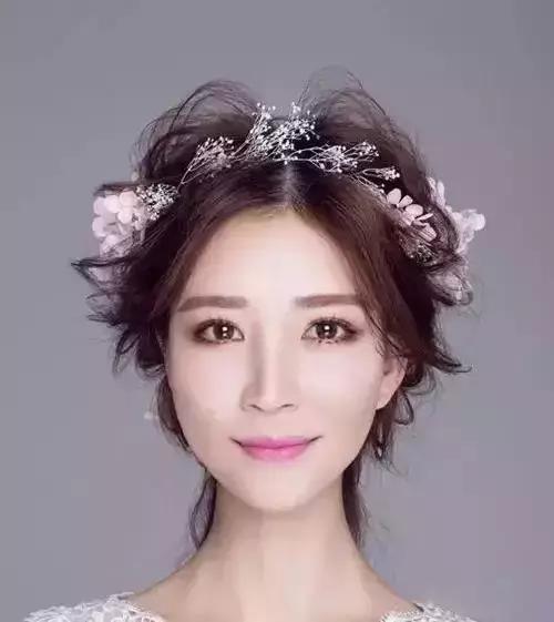 法式新娘的编发教程,新娘鱼骨辫抽丝编发教程