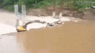 以前身上纹个蝎子怎么遮盖,在身上纹了一个蝎子