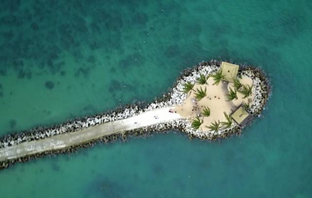 Mike秀人鱼线大长腿,还要撩鞠婧祎,这是励志版“蓝色大海”