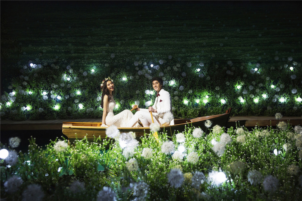 1毛钱拍照特效,外滩婚纱照夜景特效