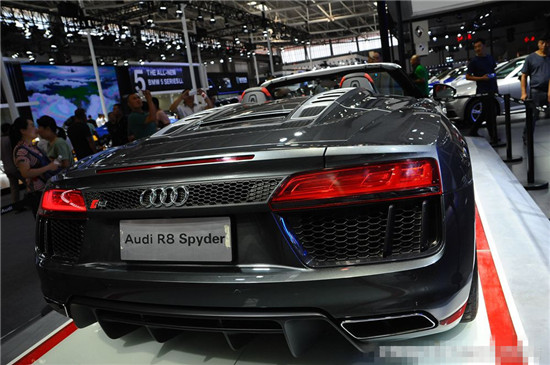 新款敞篷奥迪r8炫酷涂装,奥迪r8绝对是最帅敞篷车超跑之一
