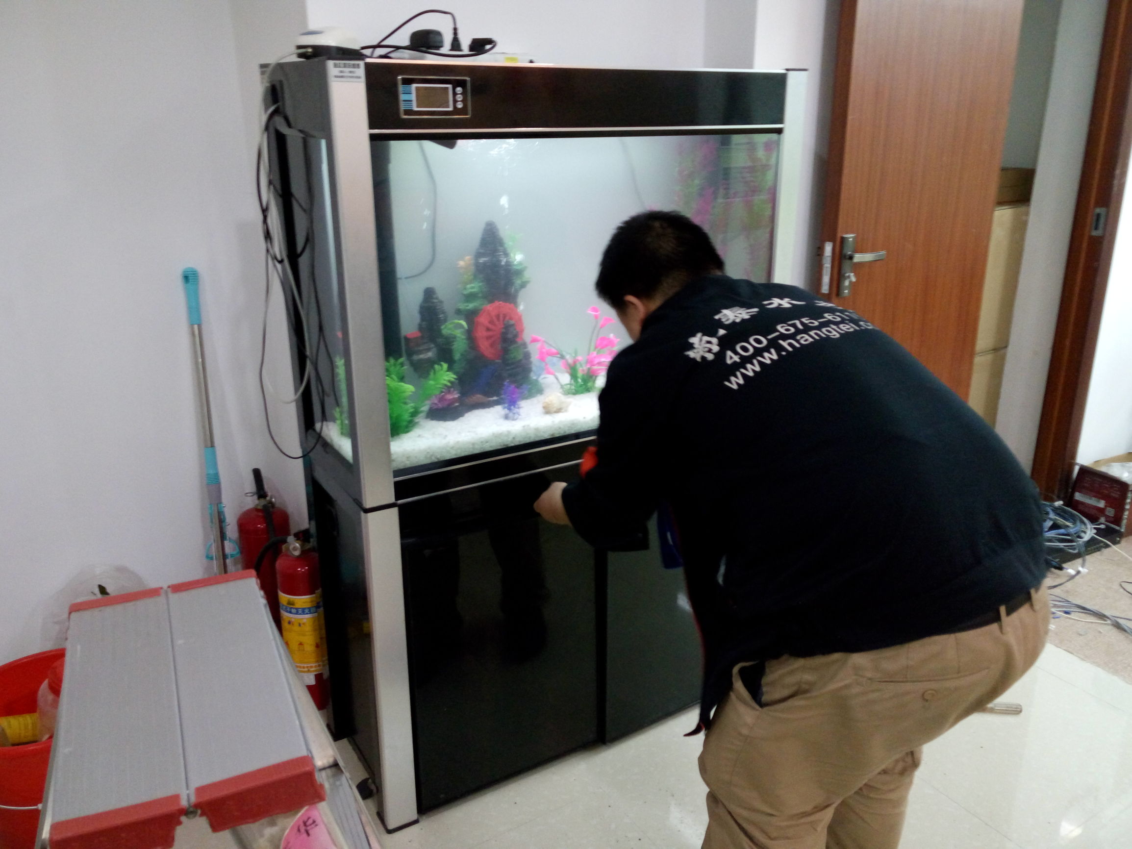 鱼缸买回来不能急着用吗,简单鱼缸买回来怎么安装