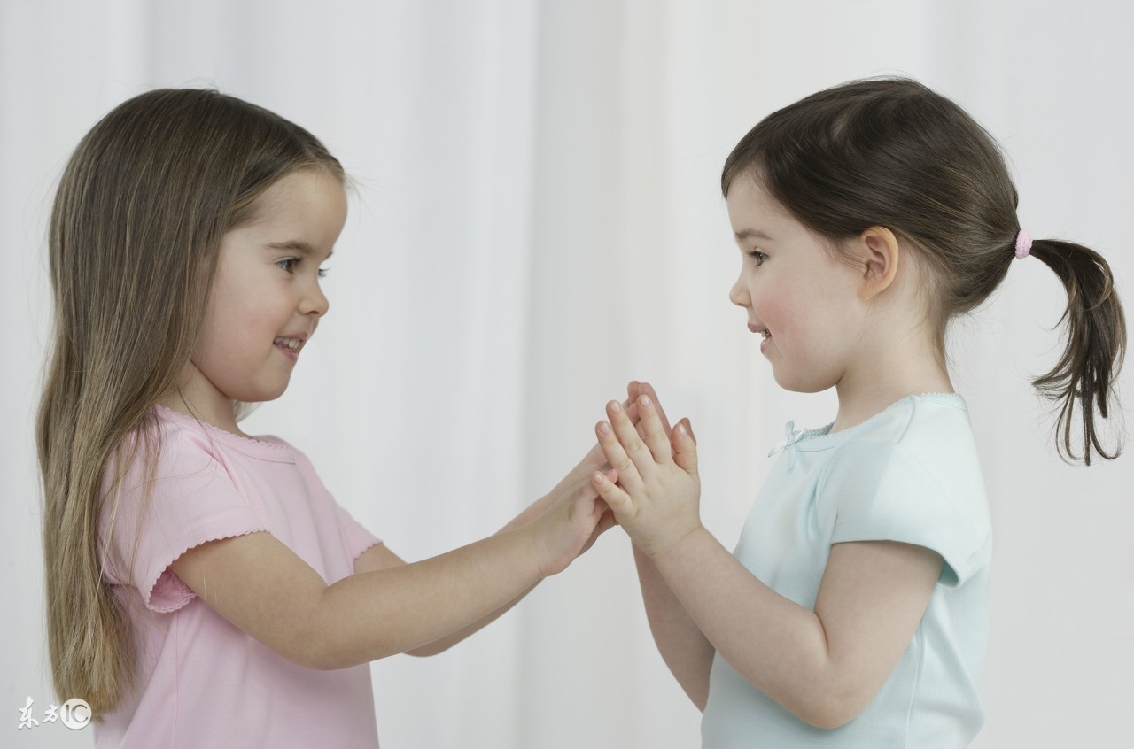朱姓鸡年100分女孩名字,姓翟鸡年女孩带裕的名字