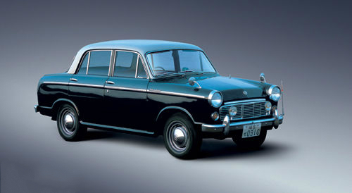 成也外观败也外观，日产蓝鸟真的是轿跑吗