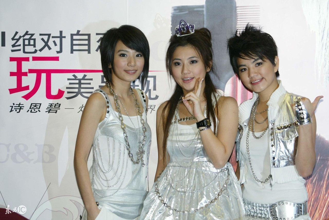 ella假小子变成辣妈,从假小子逆袭成女神