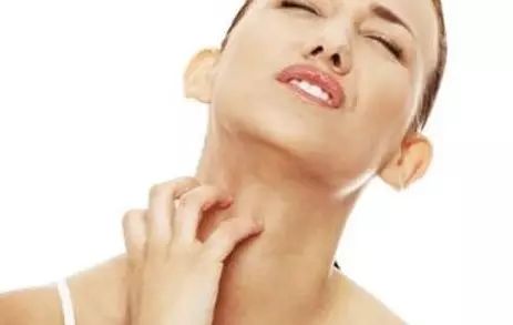 白癜风用药后脸发红是好转吗,白癜风治疗发红是有好转了吗