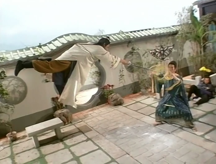 天龙八部黄日华版鸠摩智打高僧,天龙八部黄日华和鸠摩智对决