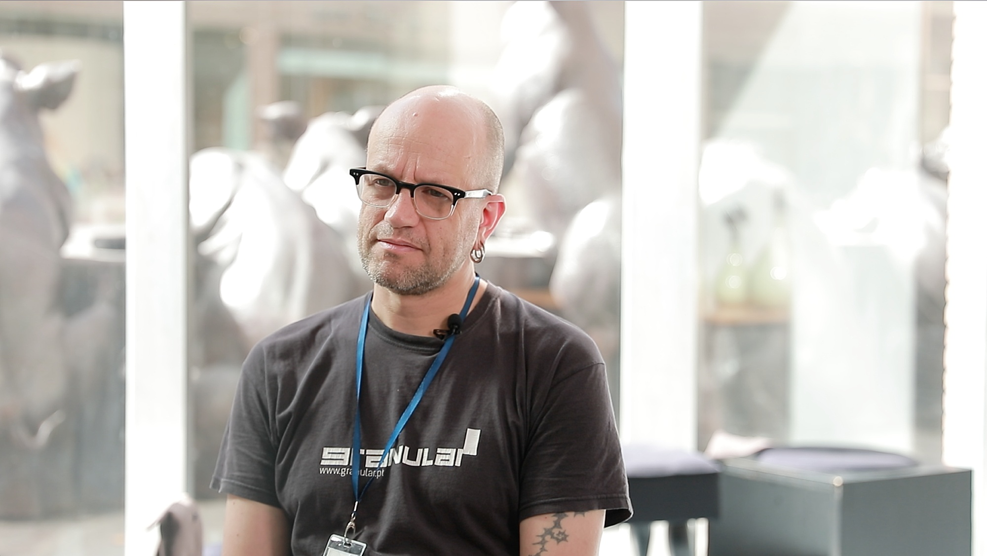 德国老程序员拿块“蚊帐布”,用代码创造最美的“云纱”艺术