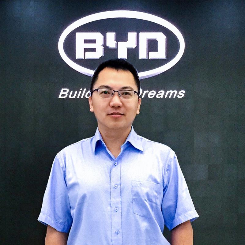 燃油新能源混动车,比亚迪新能源插电混动汽车