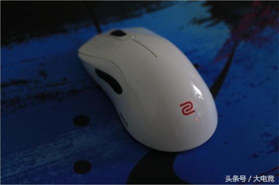 比zowie更好的鼠标,zowie鼠标用哪个系列