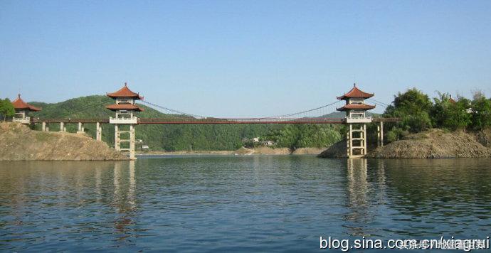 西成高铁沿线旅游,川西北高铁沿线旅游景点