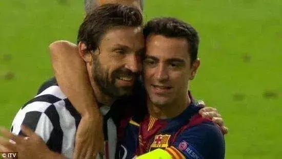 踢足球是需要练的基本功,踢足球的几个优势