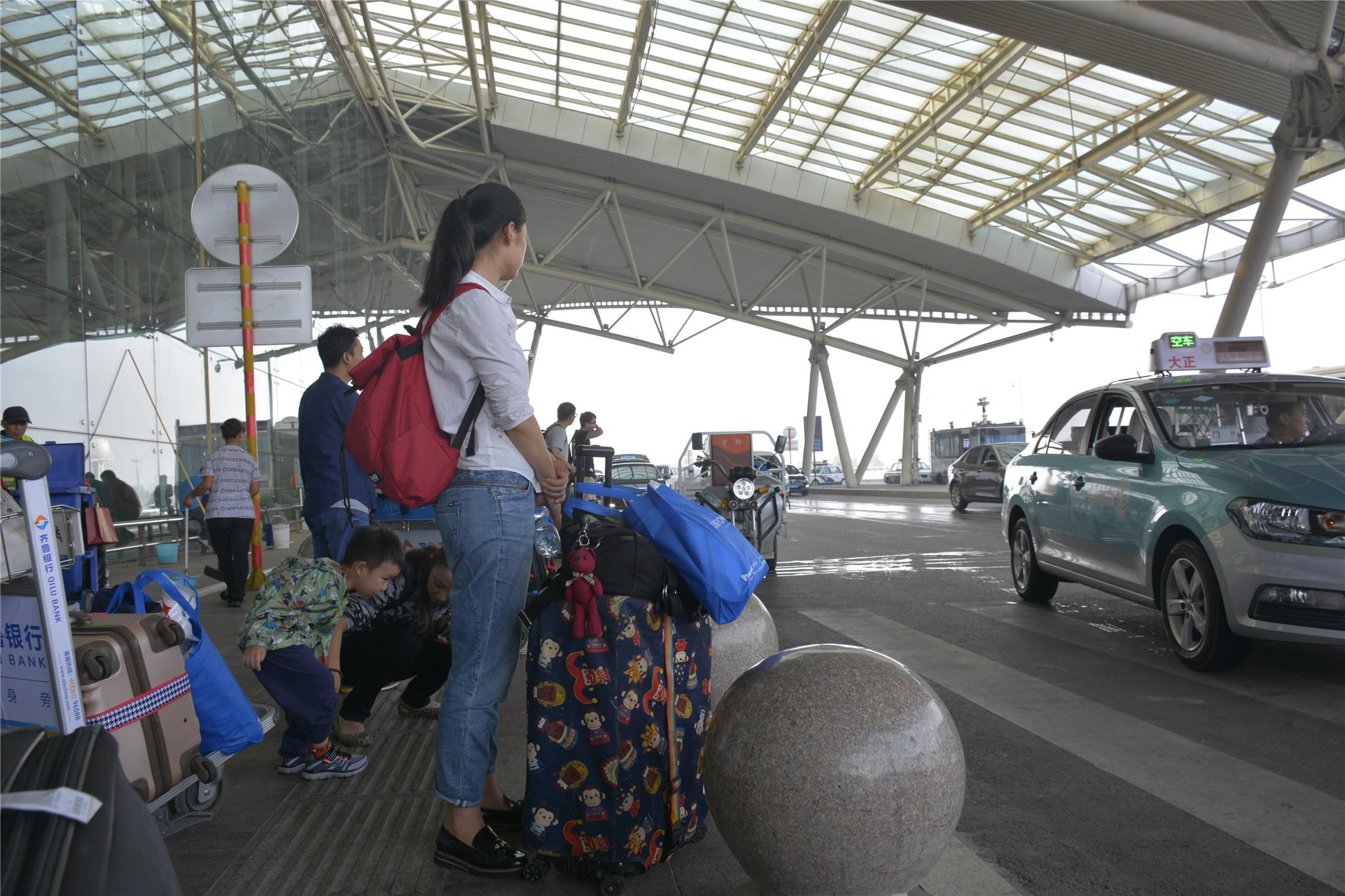 自驾游导游带队视频,出境游领队自己跑去玩了