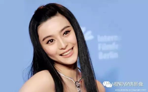 拍照怎么笑得好看又自然不露牙,拍照时如何笑得更好看更自然