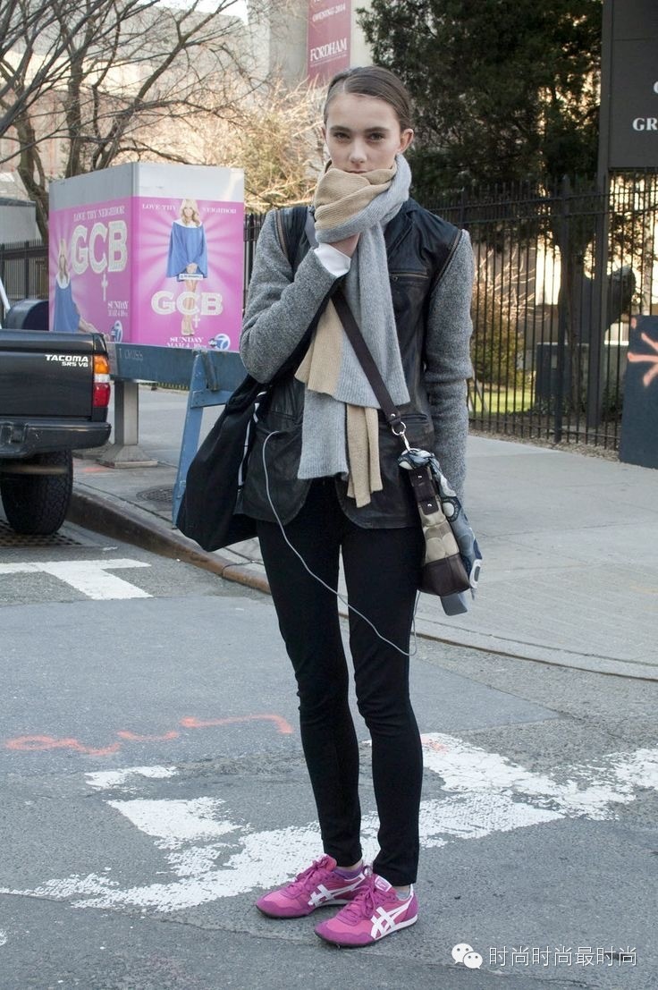 鬼冢虎脚感不好怎么办,鬼冢虎两只脚虎爪不一致