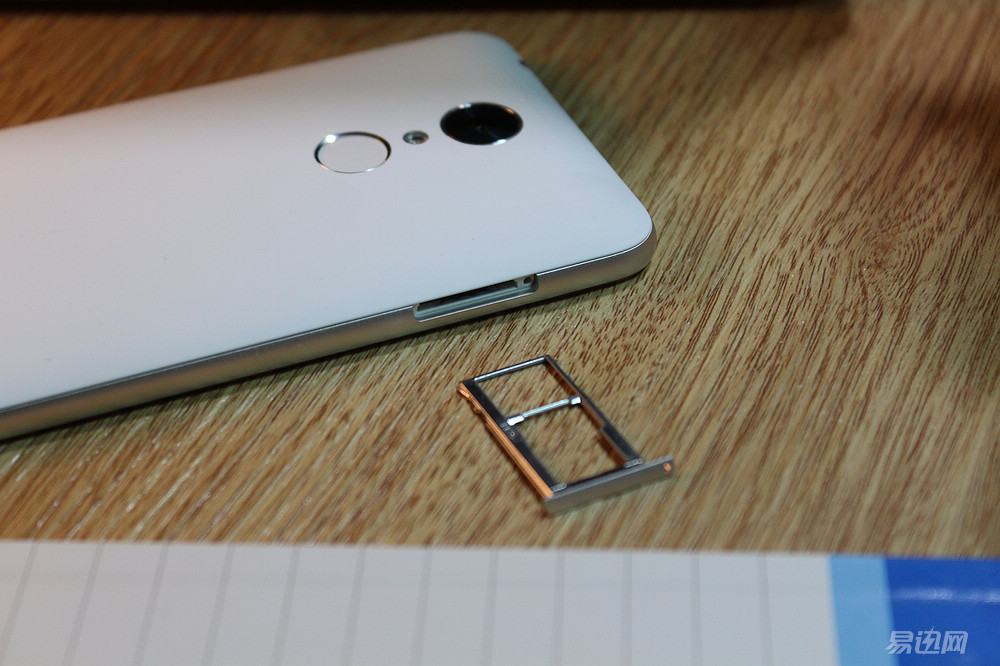 360手机f4标准版和高配版区别,360手机f4价格