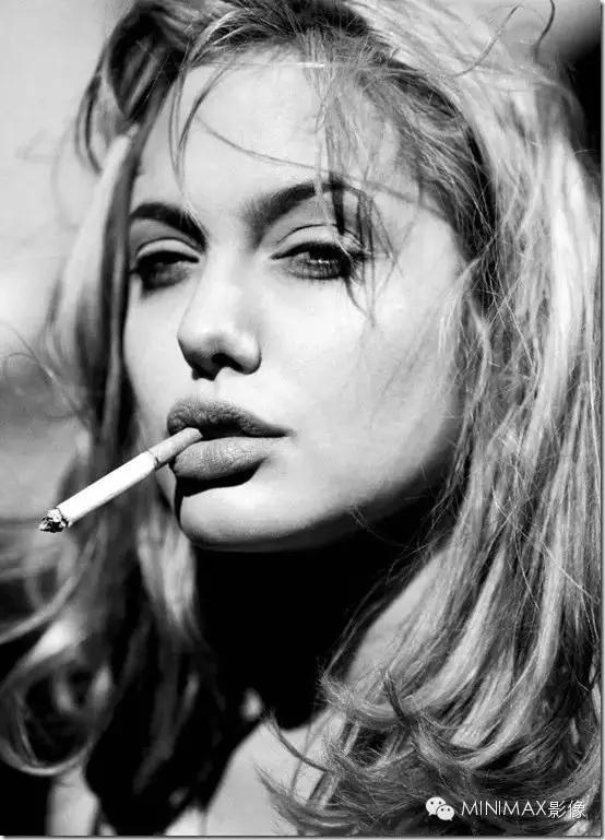 安吉丽娜朱莉同款纹身大连,纹身吸毒女反派