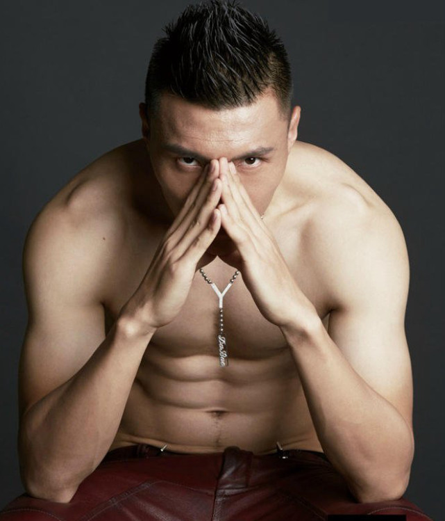 足坛最强壮的人,足球界最强壮的人