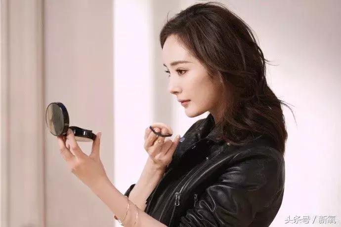 杨幂疯狂打call,李沁推荐气垫