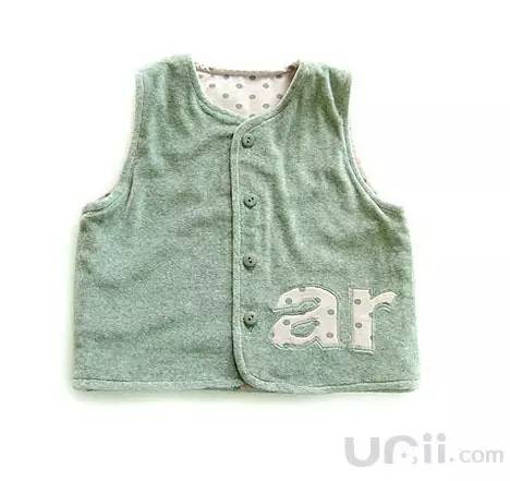 宝宝马甲制作方法,宝宝马甲的裁剪与缝制过程