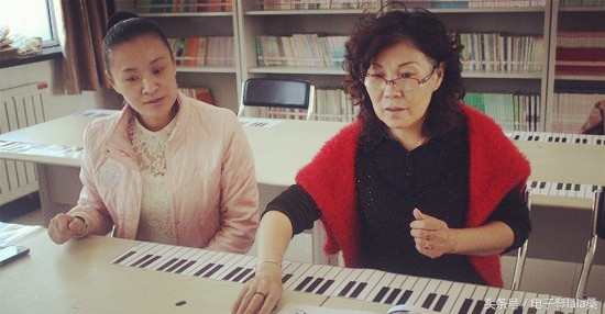 成年人零基础学电子琴入门,年纪轻轻学电子琴