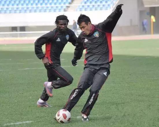 吴川足球开幕式直播,最新吴川足球视频直播