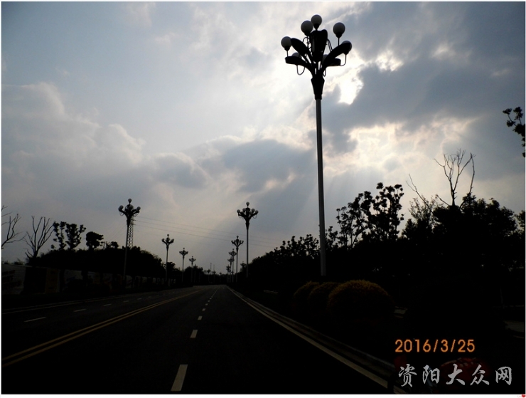 见证高铁时代,见证高铁新城未来的发展