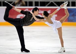 他们是滑冰场上的最佳拍档，携手相伴15年，最终缘尽令人惋惜