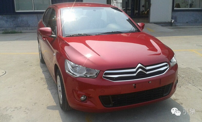 长测爱丽舍（9）:期中考试到了，小爱成绩怎么样？