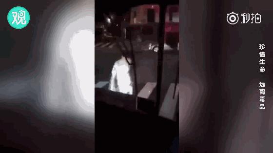 “僵尸浴盐”，吸食后宛如丧尸，上演现实版行尸走肉