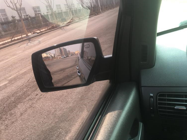 二手尼桑贵士商务车,二手尼桑贵士四驱多少钱