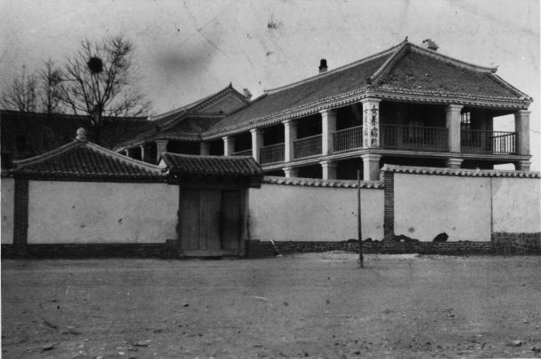 中国早期教会医院的特点有什么,解放前的教会医院