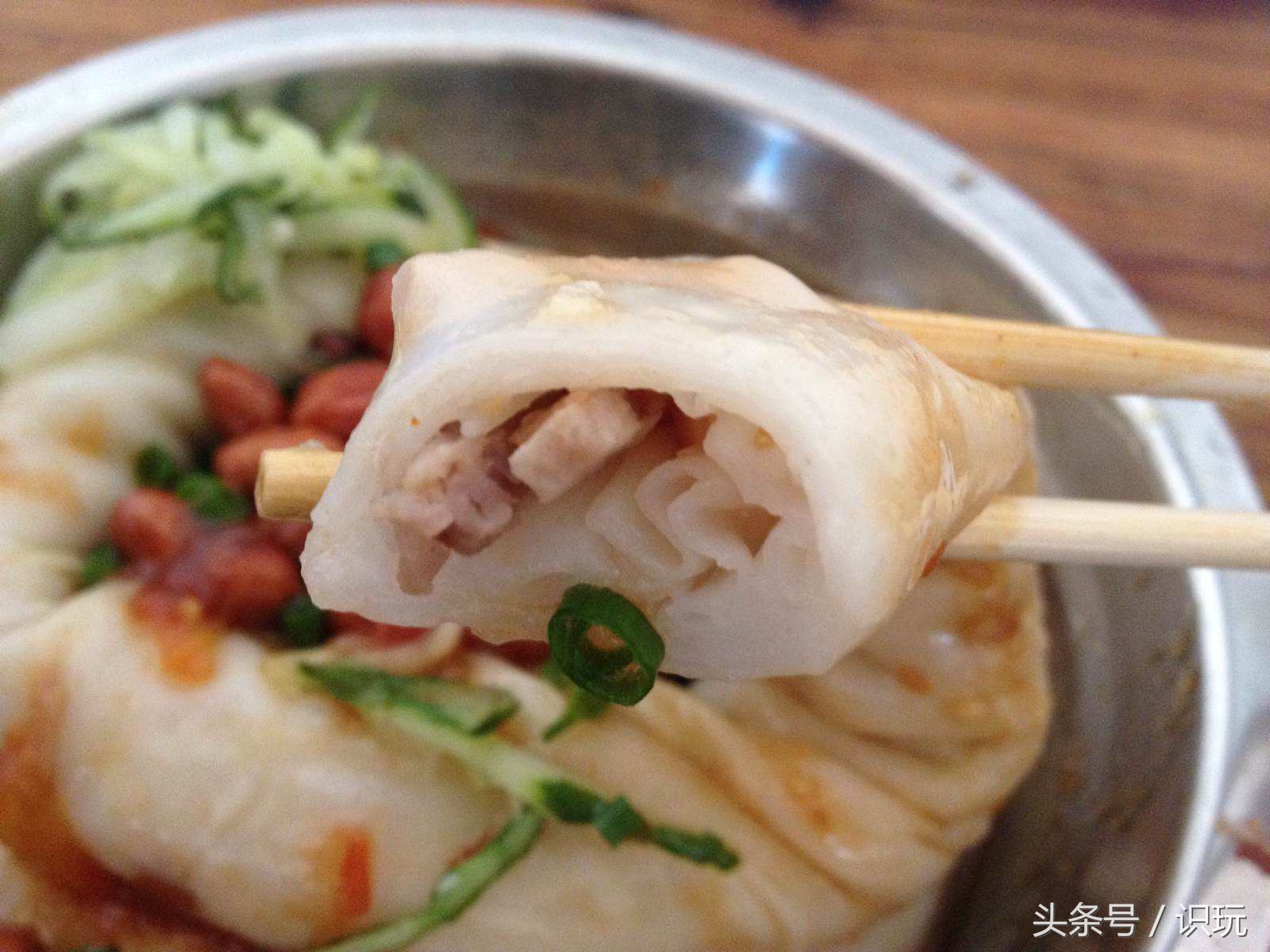 嗦粉广西螺蛳粉,广西当地人喜欢的螺蛳粉