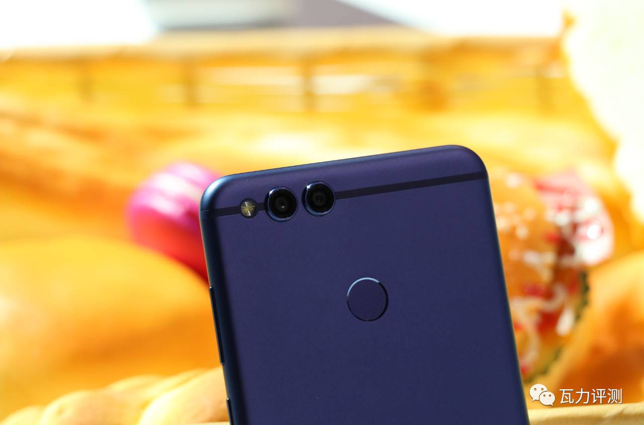 荣耀畅玩7x评测体验,荣耀畅玩7x好久才发布8.0