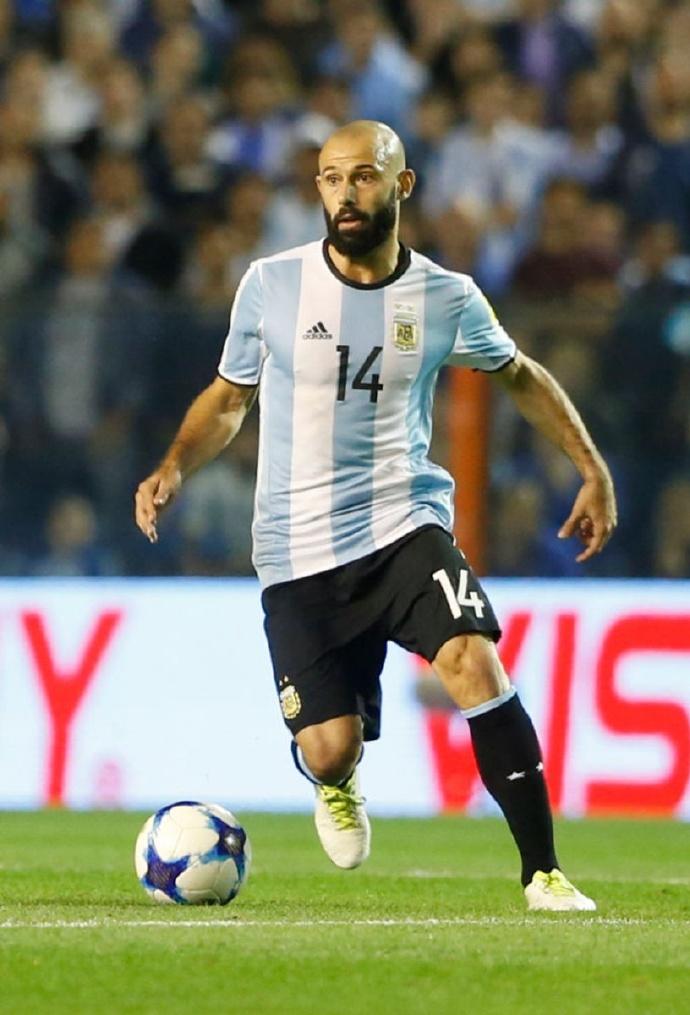 马斯切拉诺重新回归,马斯切拉诺年轻时